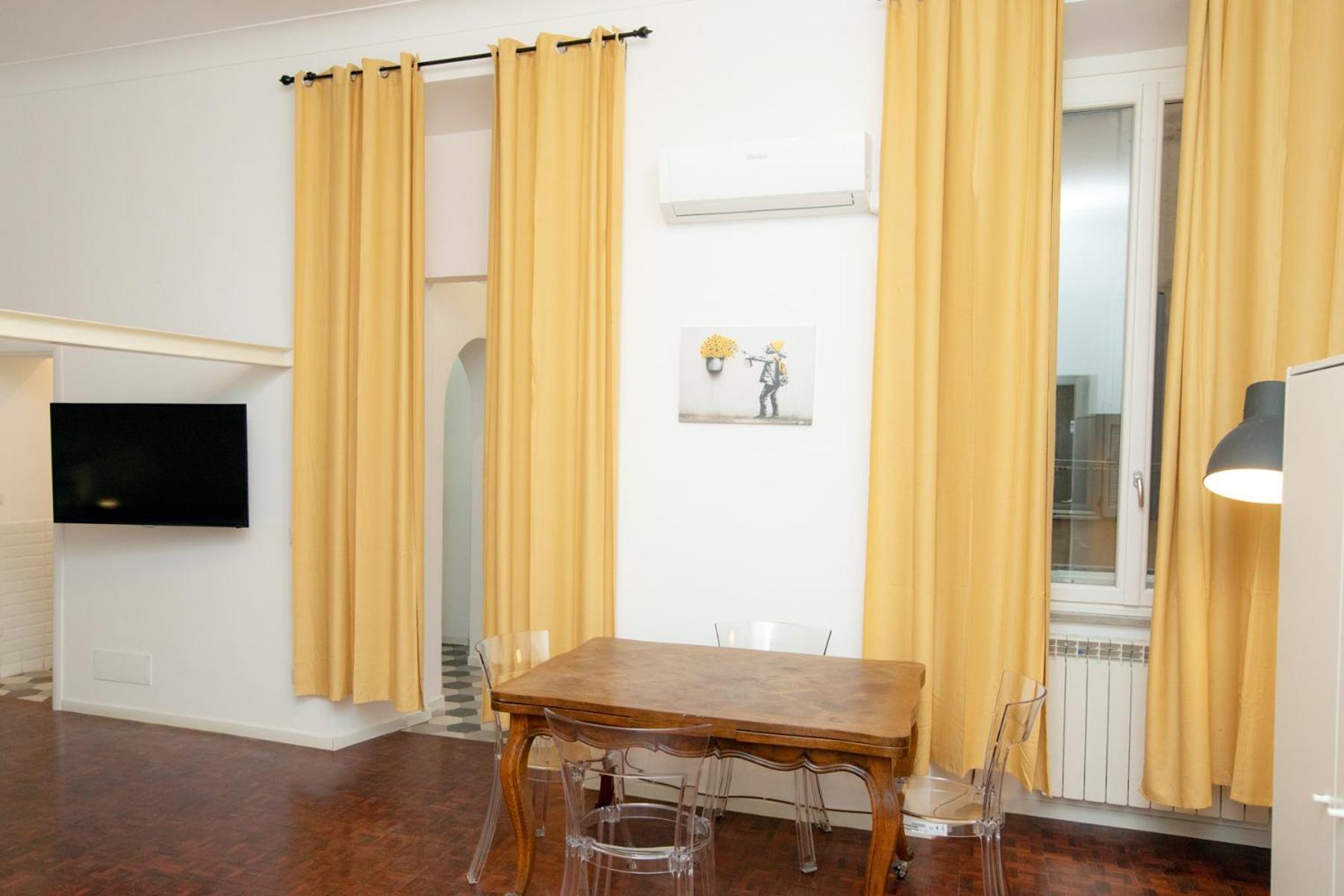 Manara10 Giallo2 Apartment