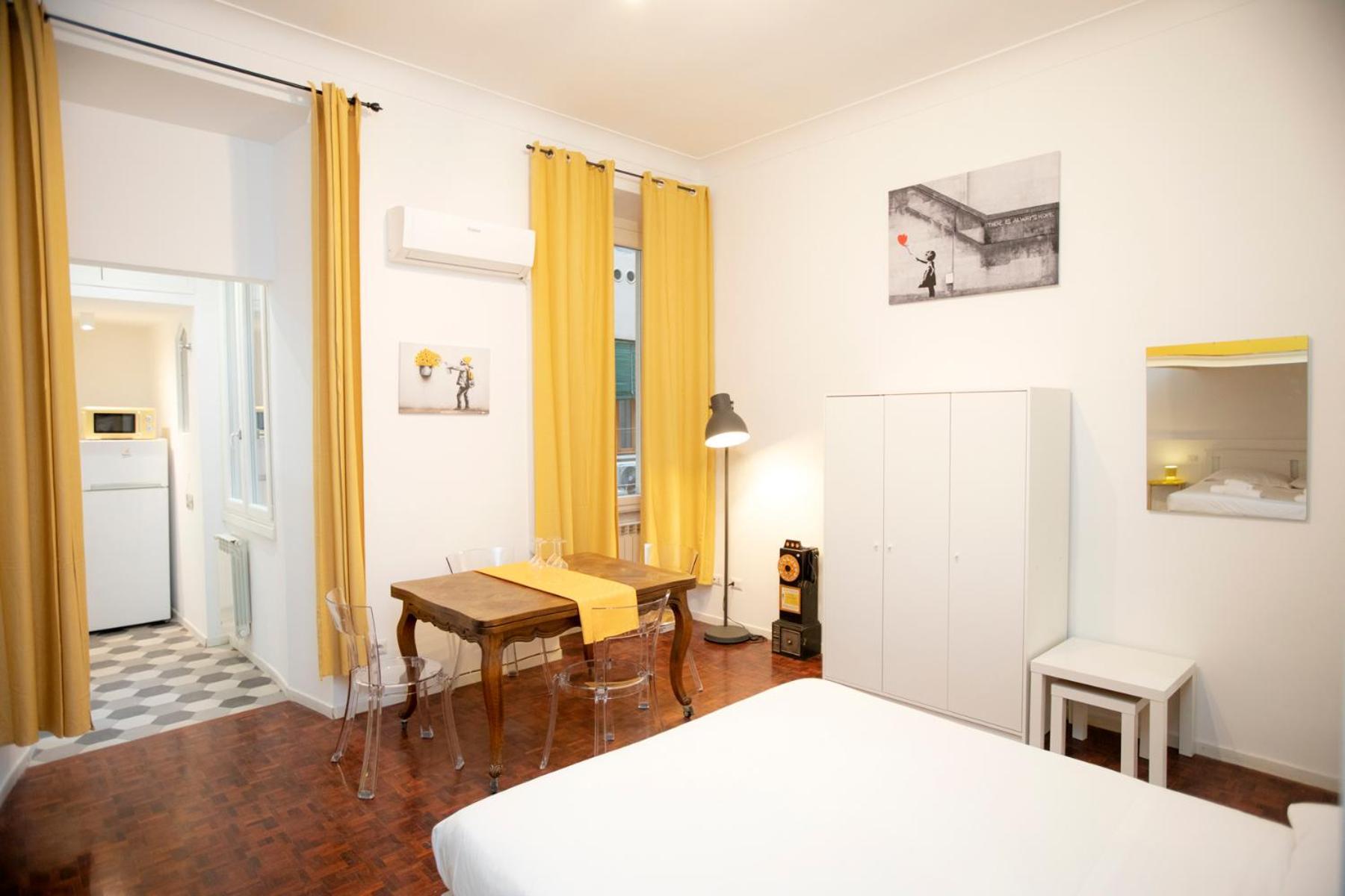 Manara10 Giallo2 Apartment